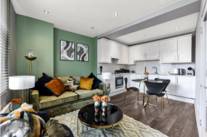 Newly Renovated 1 BDR Flat - Central Location
